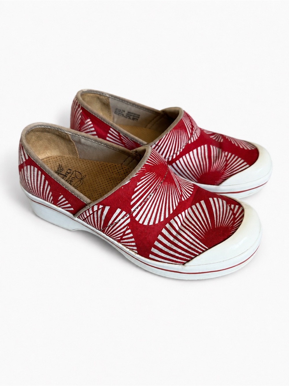 Dansko Volley Canvas Clogs Red White Print Vegan Comfort Shoes EU 38 (US 7.5-8)